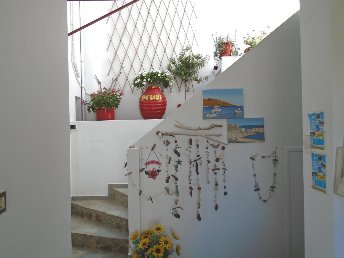 Helios Serifos 利瓦迪奥 外观 照片