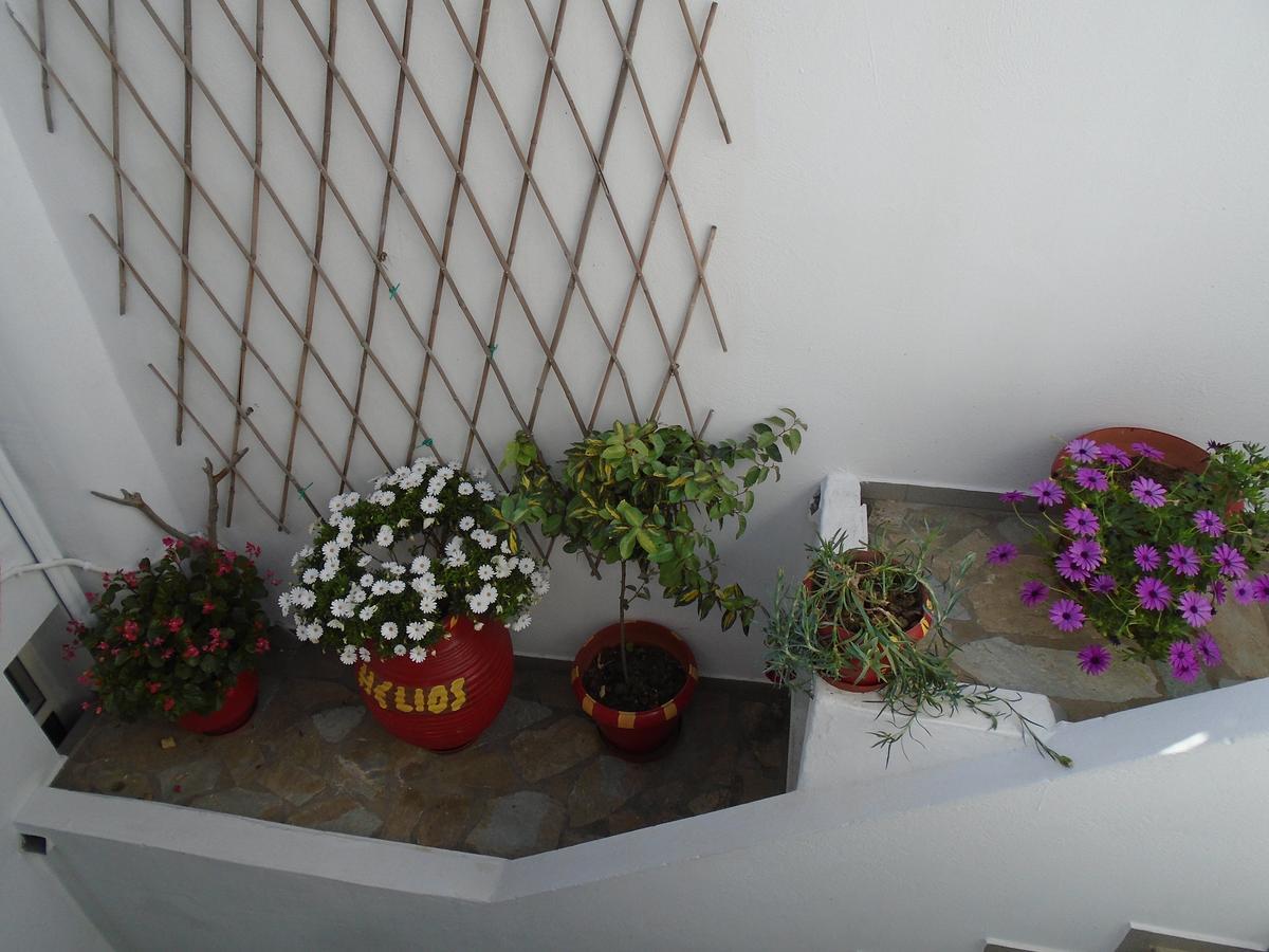 Helios Serifos 利瓦迪奥 外观 照片